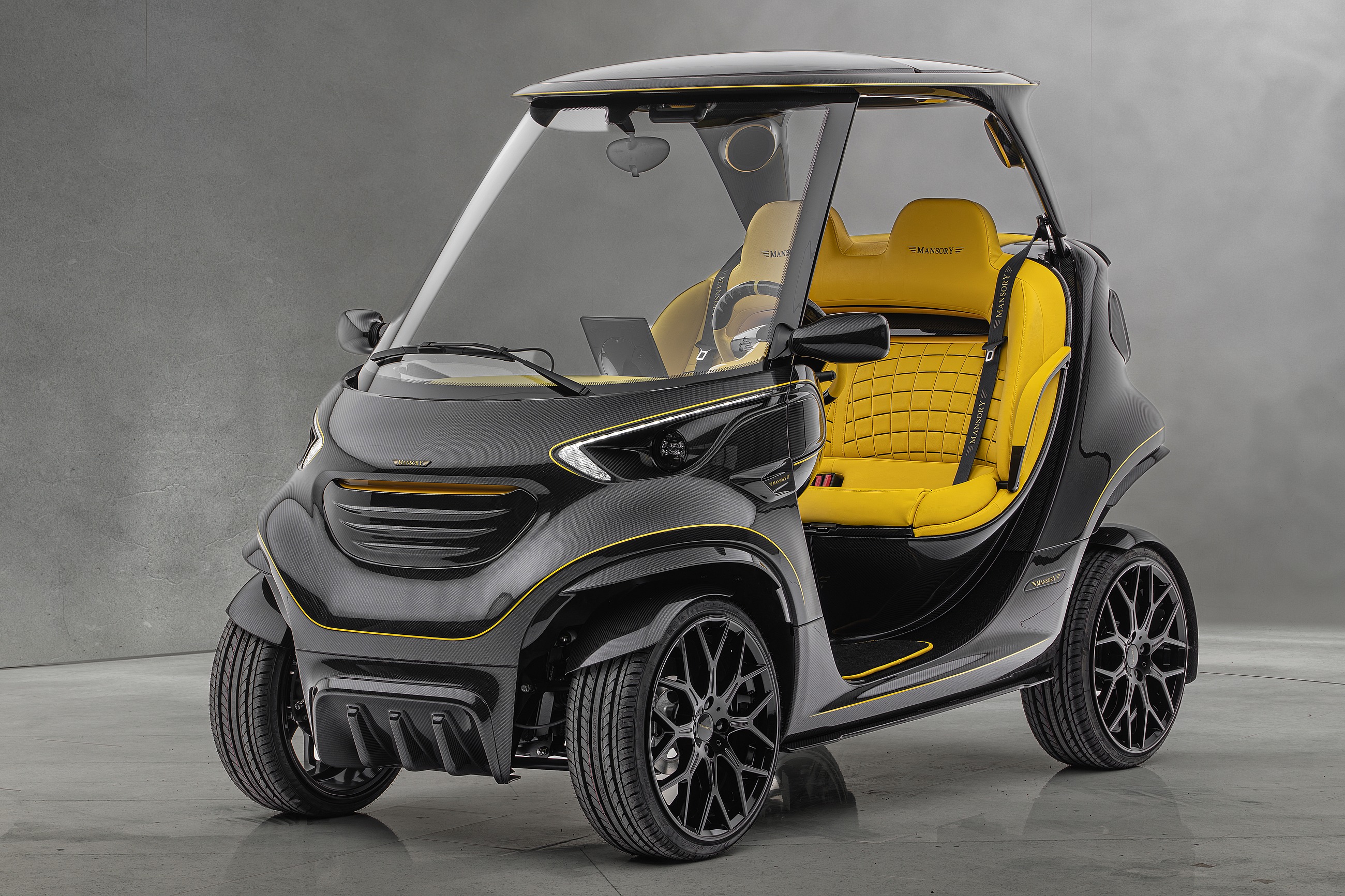 Supersport Garia Golf Cart By MANSORY 3 Of 5 NR 895 Mansory   Garia 2024 02 Yellow 38 Copy 